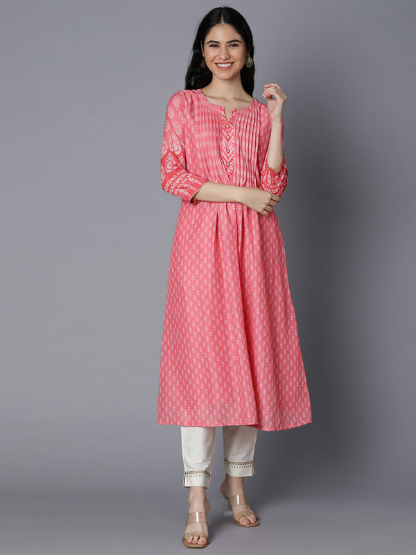 VAMA - Silk blend Pleated kurta with embroidered placket detailing