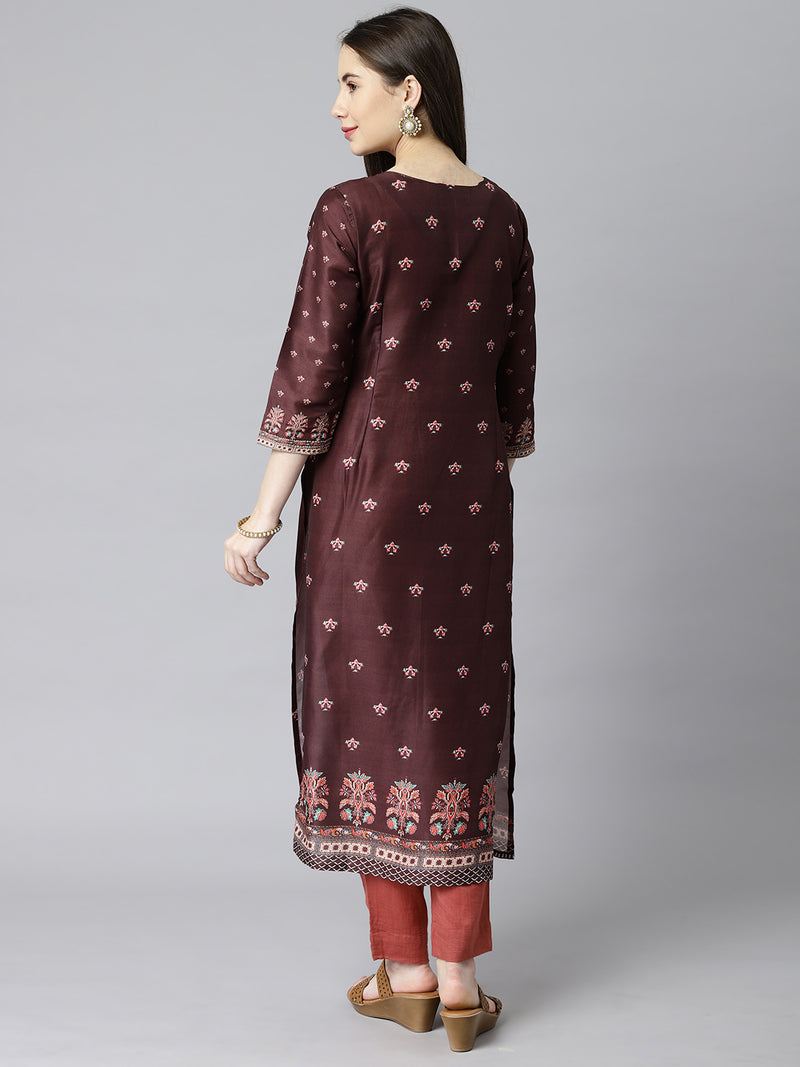 VAMA - Straight fit printed kurta with embroidered neck.