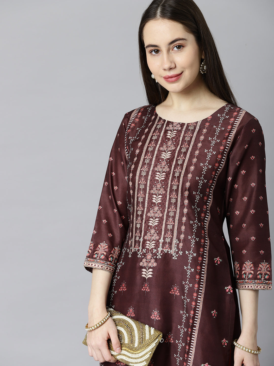 Party Edit- Straight fit printed kurta with embroidered neck