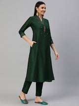 VAMA - A line silk blend kurta with embroidered v neck and stitch lines detailing on cuff.