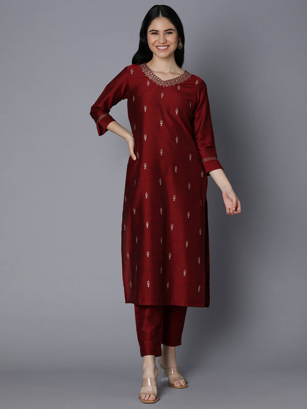 VAMA - Silk blend A line kurta with V neck and scattered embroidered butta